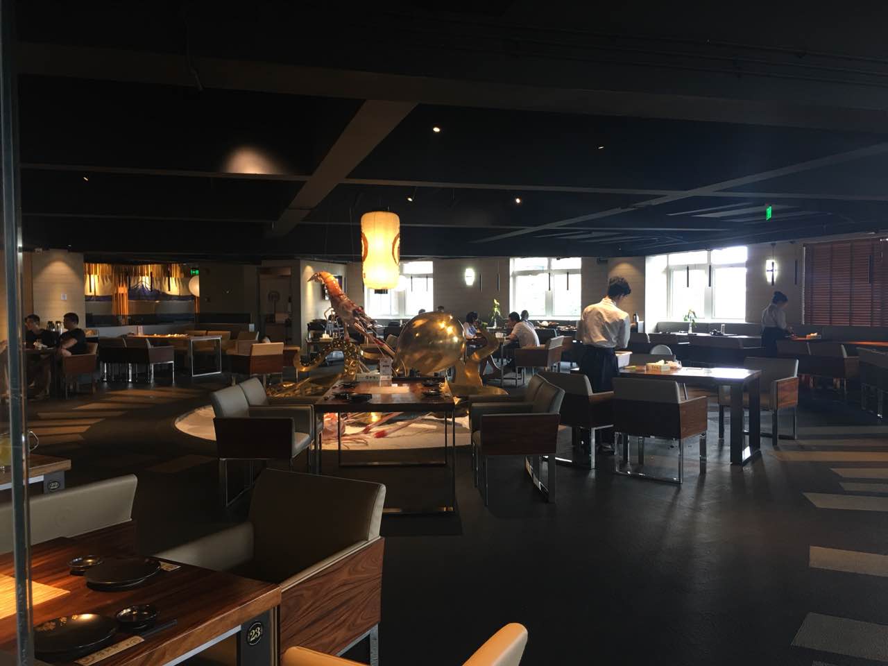 荣新馆(金汇广场4号店)