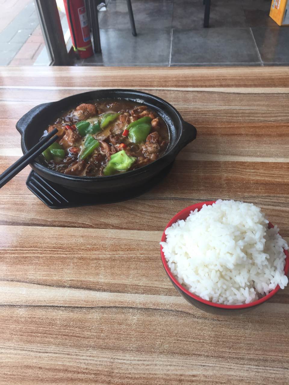 鲁香缘黄焖鸡米饭(永泰北路店)