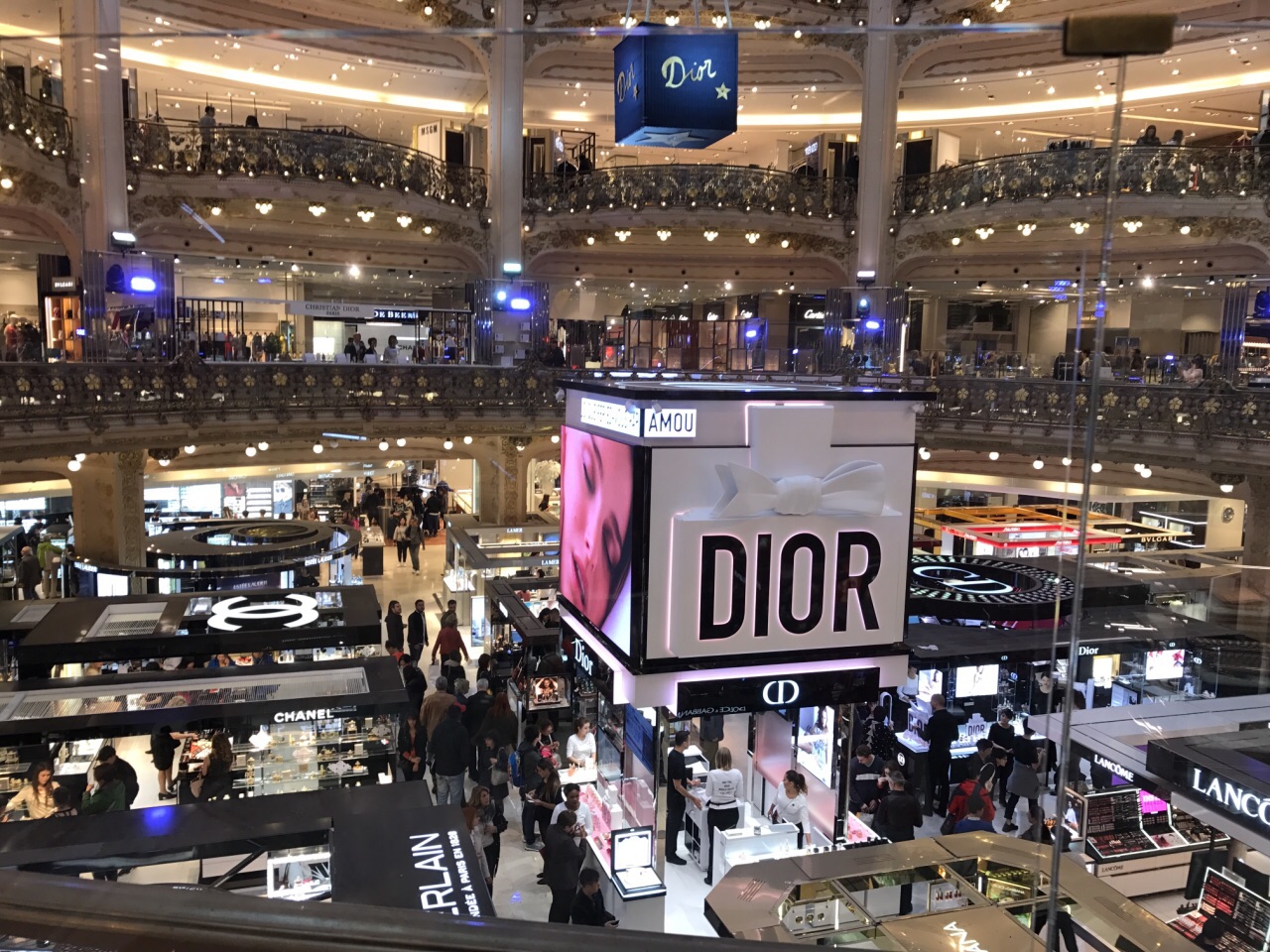 北京餐饮遇冷:商户脱西单商圈批量撤离老佛爷_货源代理_资讯_乐活信息