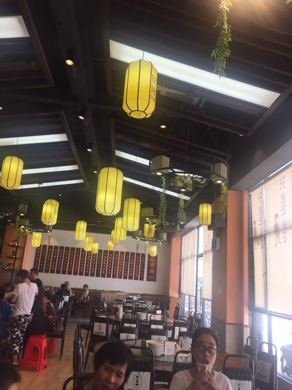 2021厨嫂当家(麻涌店)美食餐厅,上菜速度特别快,店里环境不.