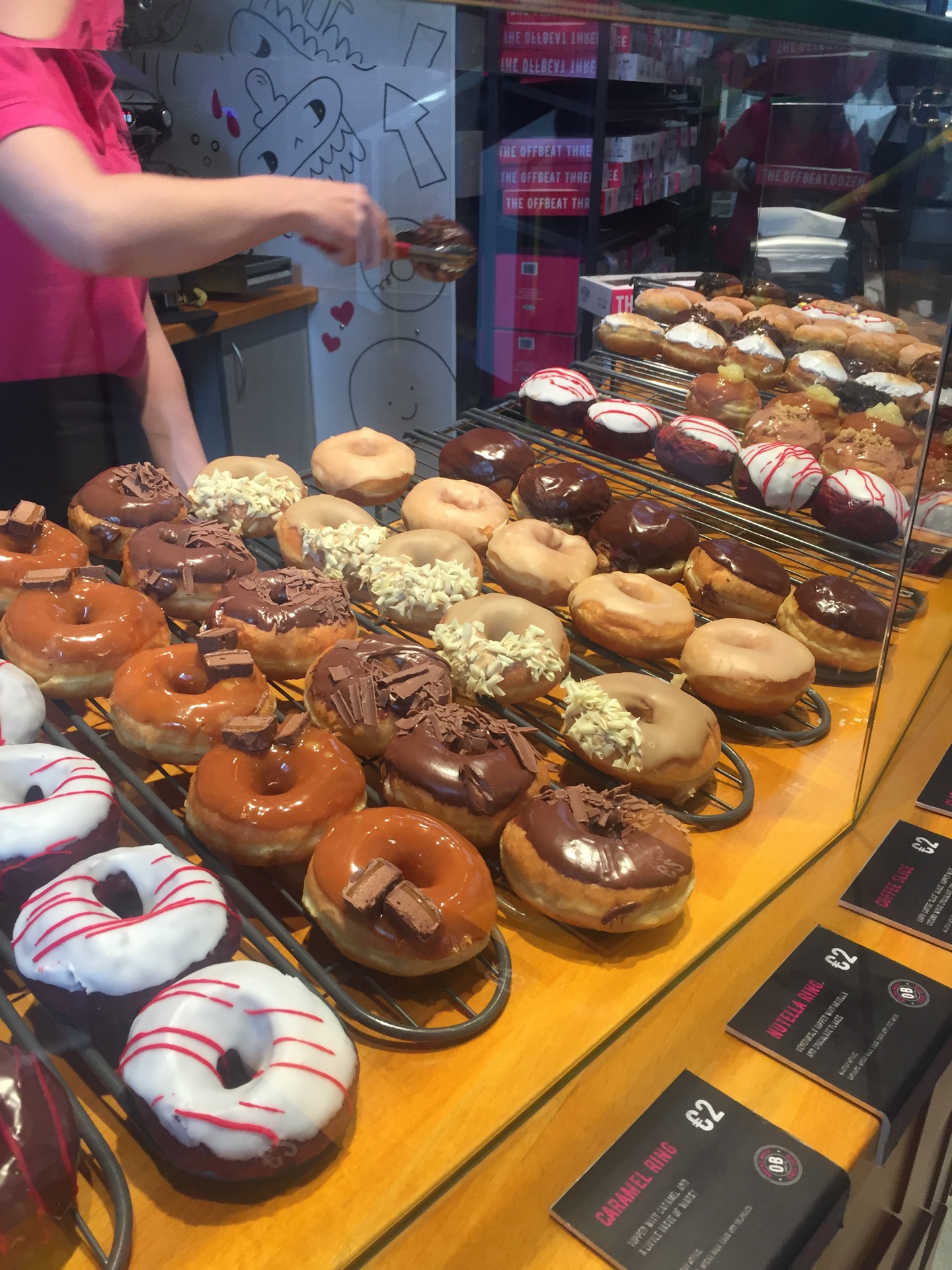 funlittledonutshopfreshlymadedonutsfor