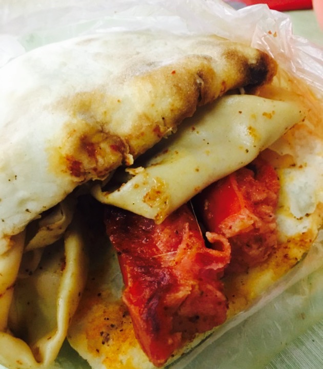 小白房辣焙子(呼市总店)