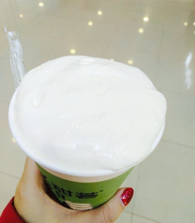 我喝过如此多奶茶以来最腻最腻的了没有之一非常特别的齁全是炼乳的