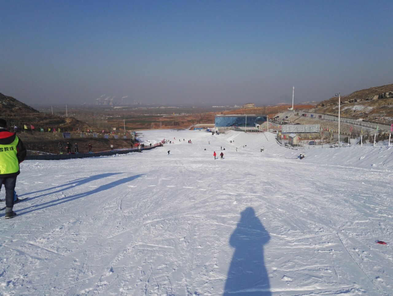 绿鑫春滑雪场图片