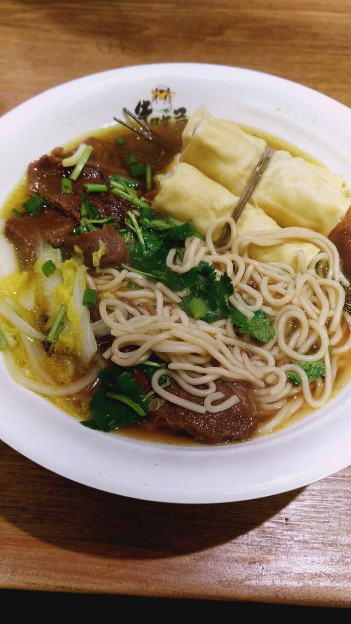 宁波牛吃草牛肉面(马园路店)好吃吗,牛吃草牛肉面(马园路店)味道怎么