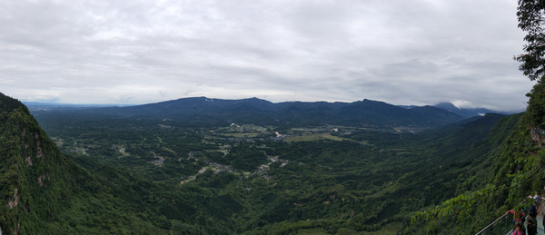 玉屏山玻璃栈道