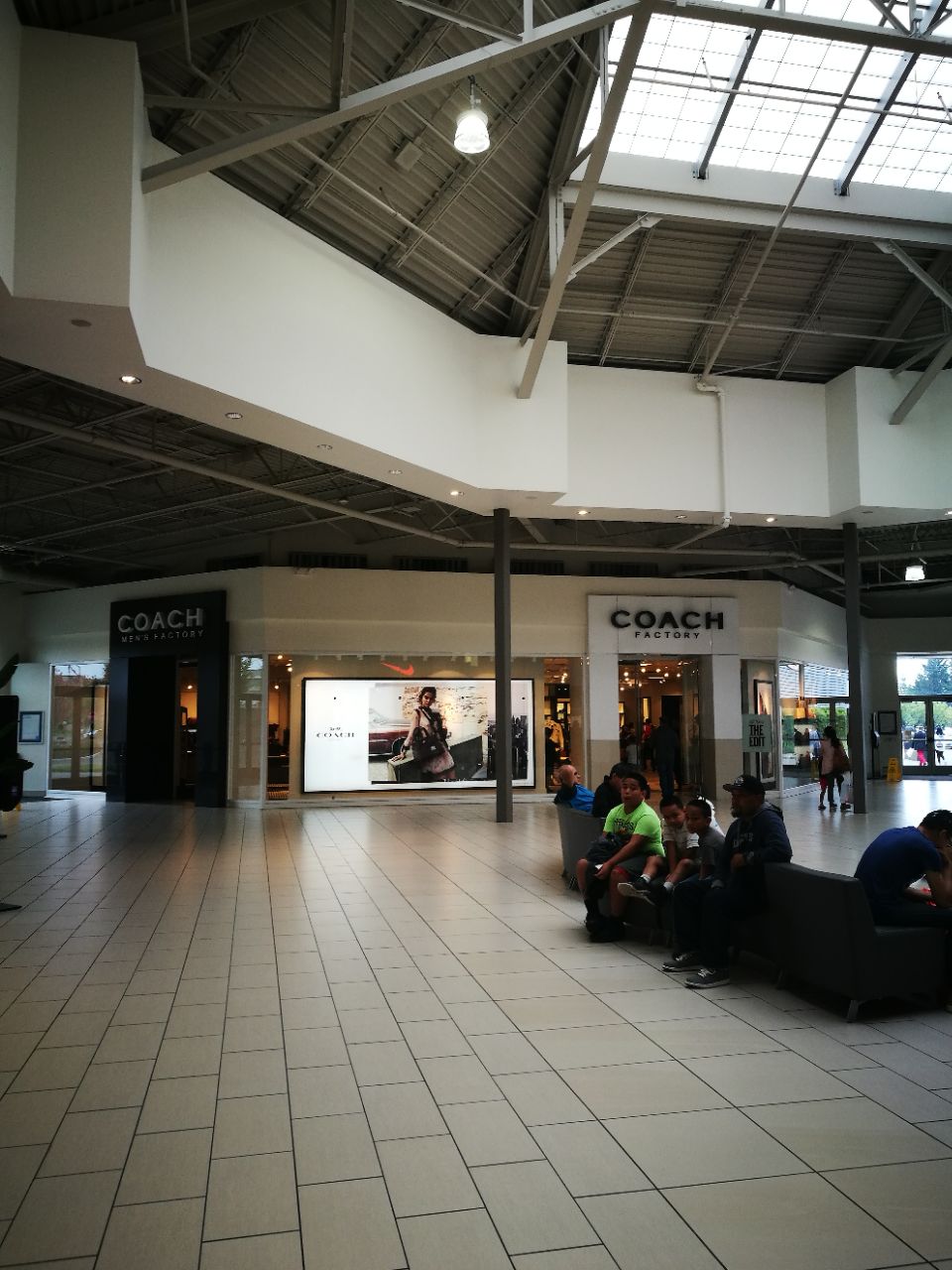 西雅图名牌折扣购物中心