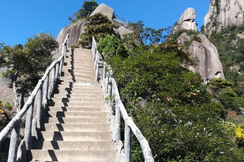 三清山风雷塔攻略-风雷塔门票价格多少钱-团购票价预定优惠-景点地址