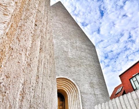 中国油画院美术馆 100s10000000pvo8v776D_C_480_375.jpg