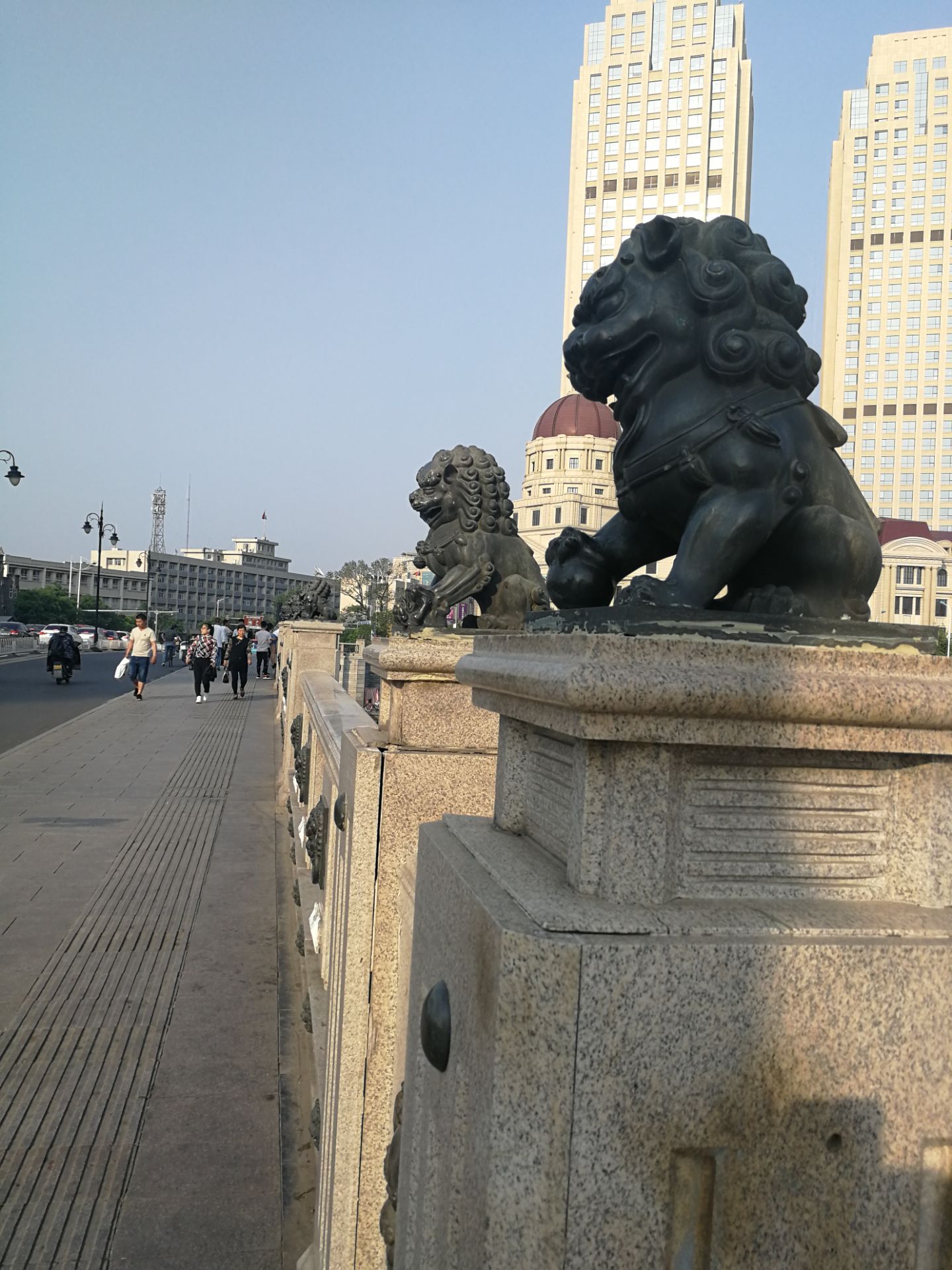 2024广惠桥游玩攻略,门口的石狮子非常的特别，造...【去哪儿攻略】