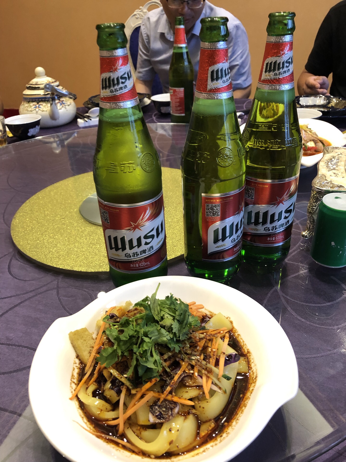 金夜啤酒海鲜烧烤