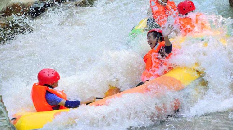 贵港青牛谷漂流游玩攻略-青牛谷漂流门票多少钱/价格表-团购票价预定