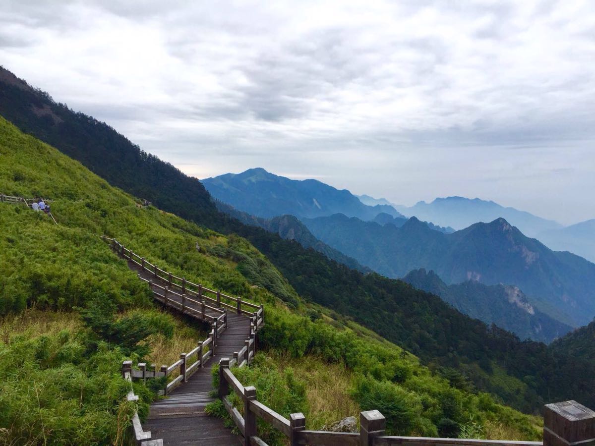 神农山山顶图片