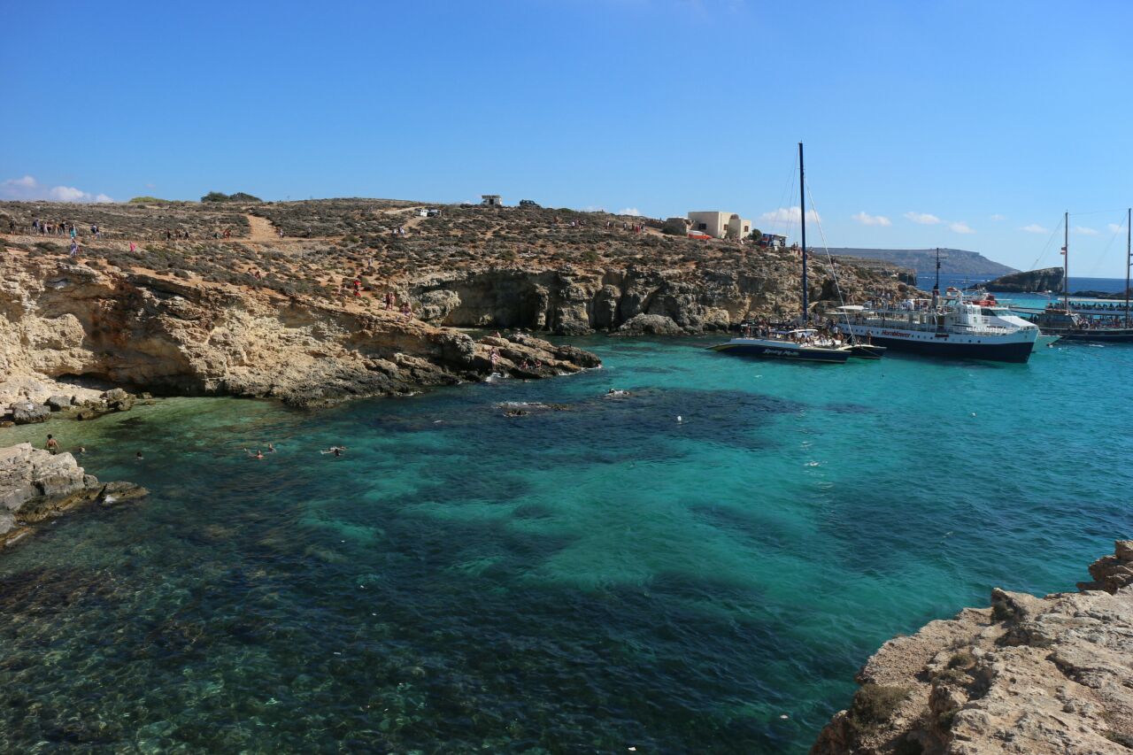 可以下海或在岸上舒服的晒太阳. 2016-10-24有用 ( 4)