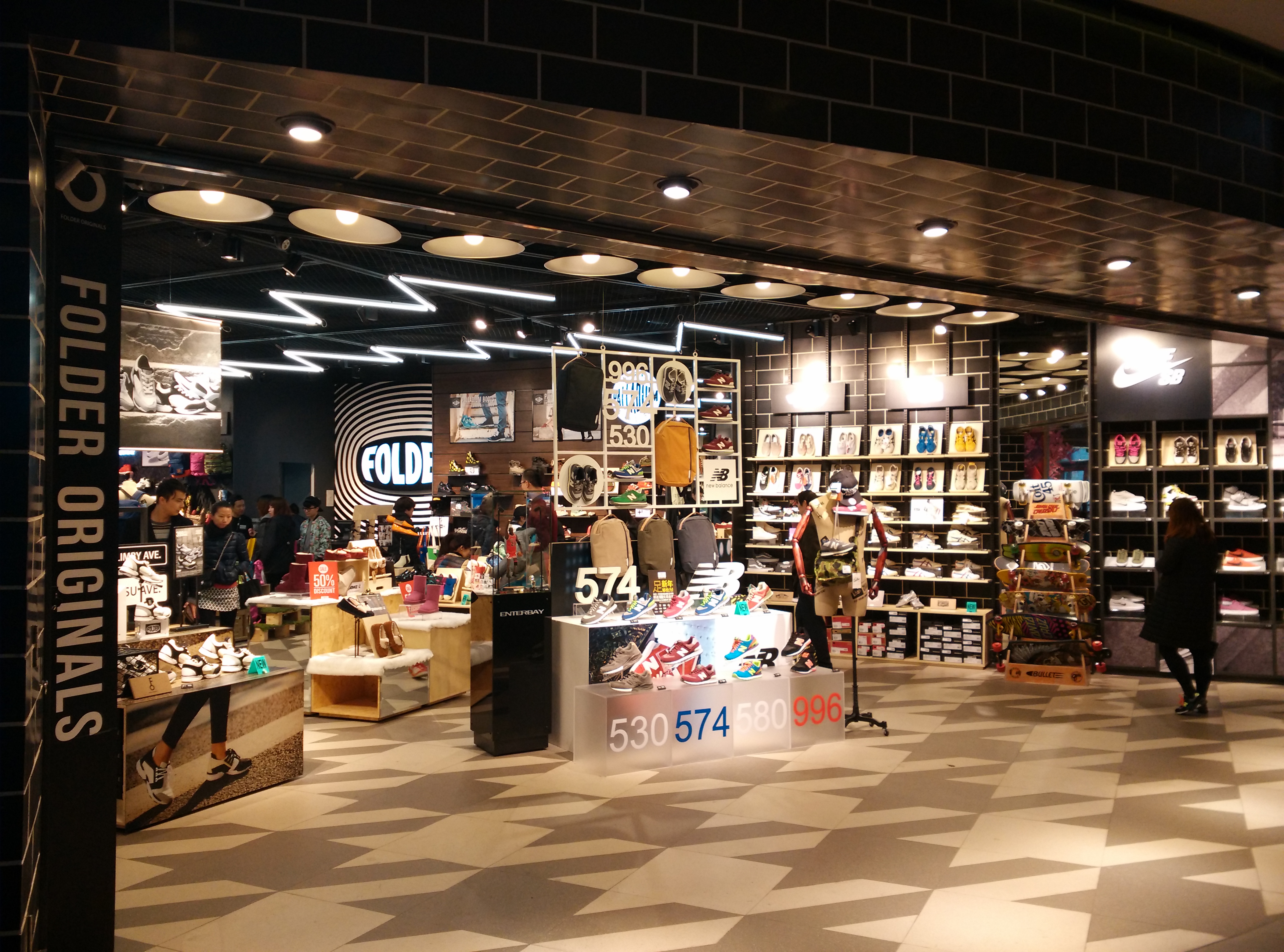 匡威(民主路店)