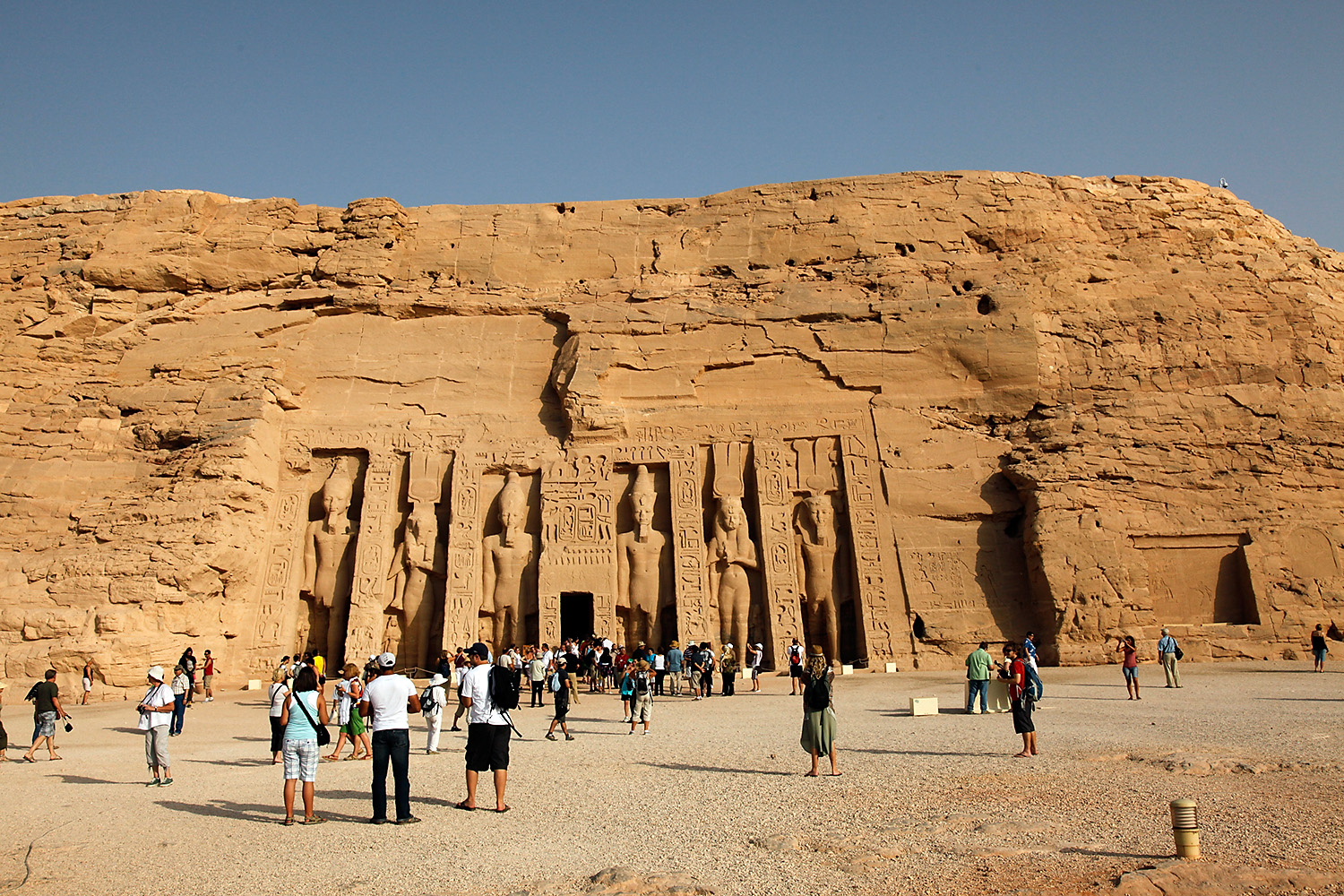 埃及，日落时分的阿布辛贝神庙照片摄影图片_ID:353453666-Veer图库
