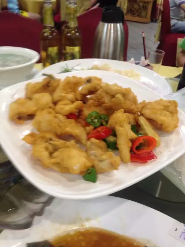 汤城一品·粤菜烧腊·顺德鱼生(地王国际花园店)