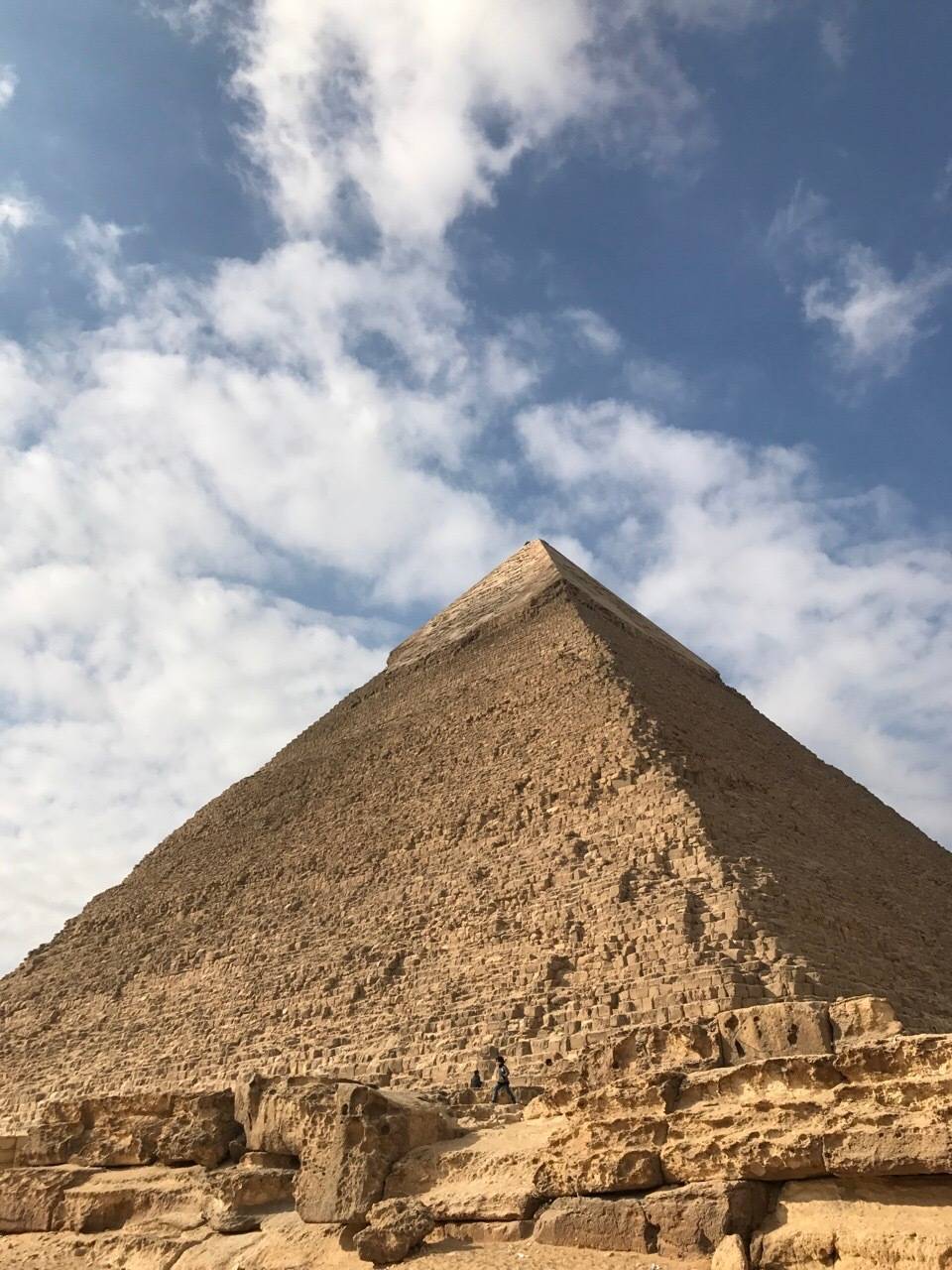 孟卡拉金字塔图片