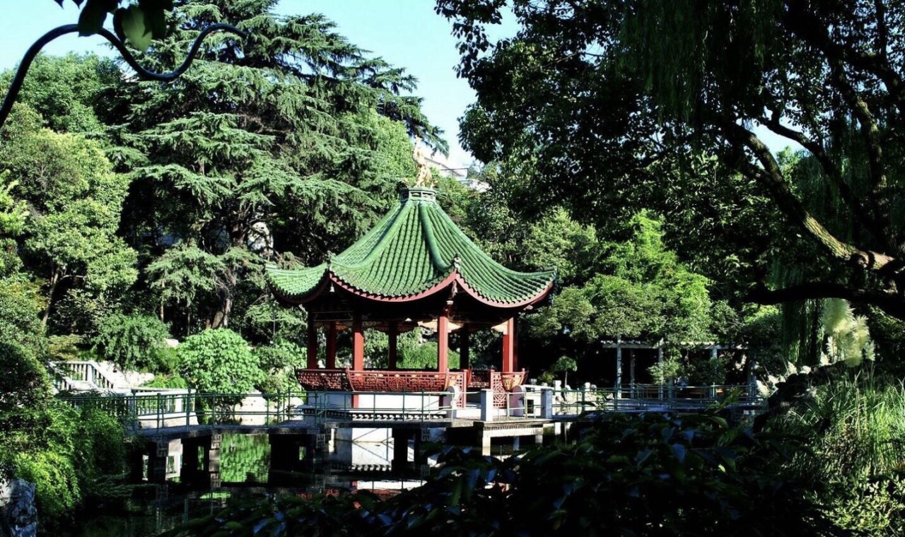 2022丁香花园游玩攻略,上海最负盛名的丁香花园,李【去哪儿攻略】