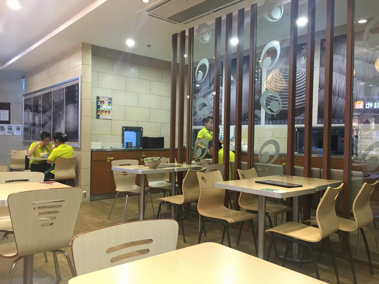 蒙自源过桥米线(南亚广场店)