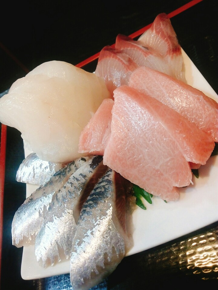 21ageha美食餐厅 あげは御膳に付くお刺身が抜 去哪儿攻略