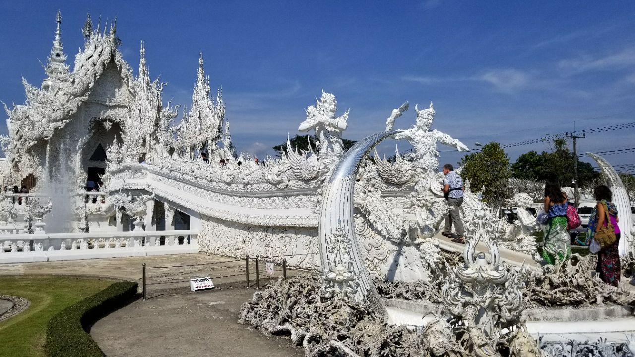 【携程攻略】清迈清莱白庙 黑庙 蓝庙一日游【金庙精致小团 舒适旅途