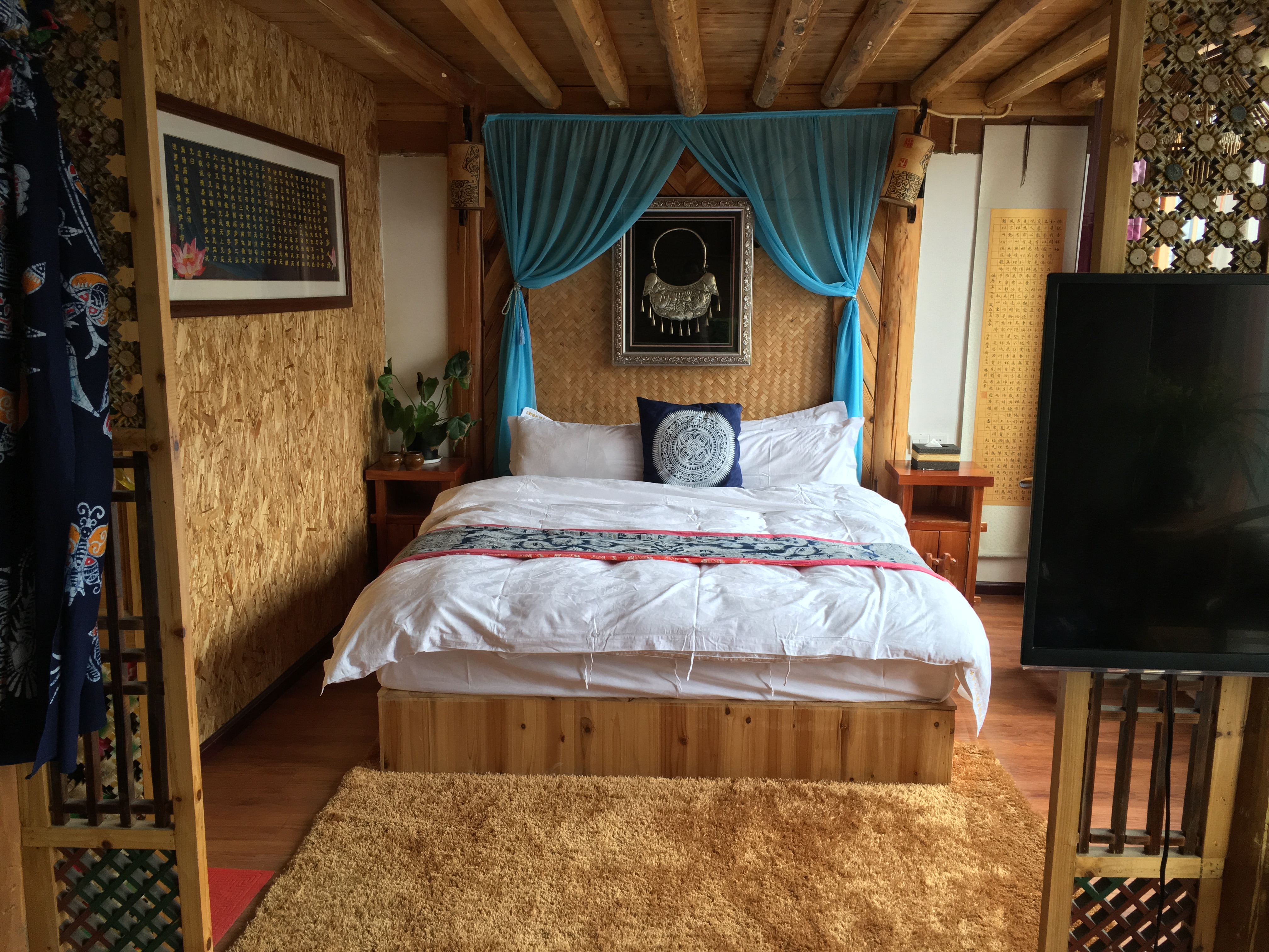 推荐一下千户苗寨在哪儿住宿比较好