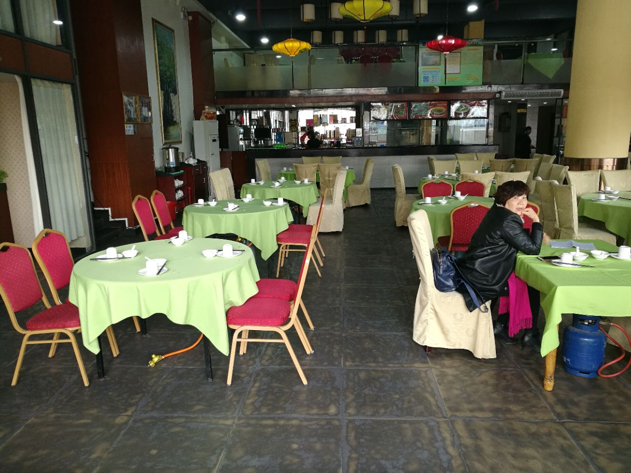 好巴食粤川菜(季华六路店)