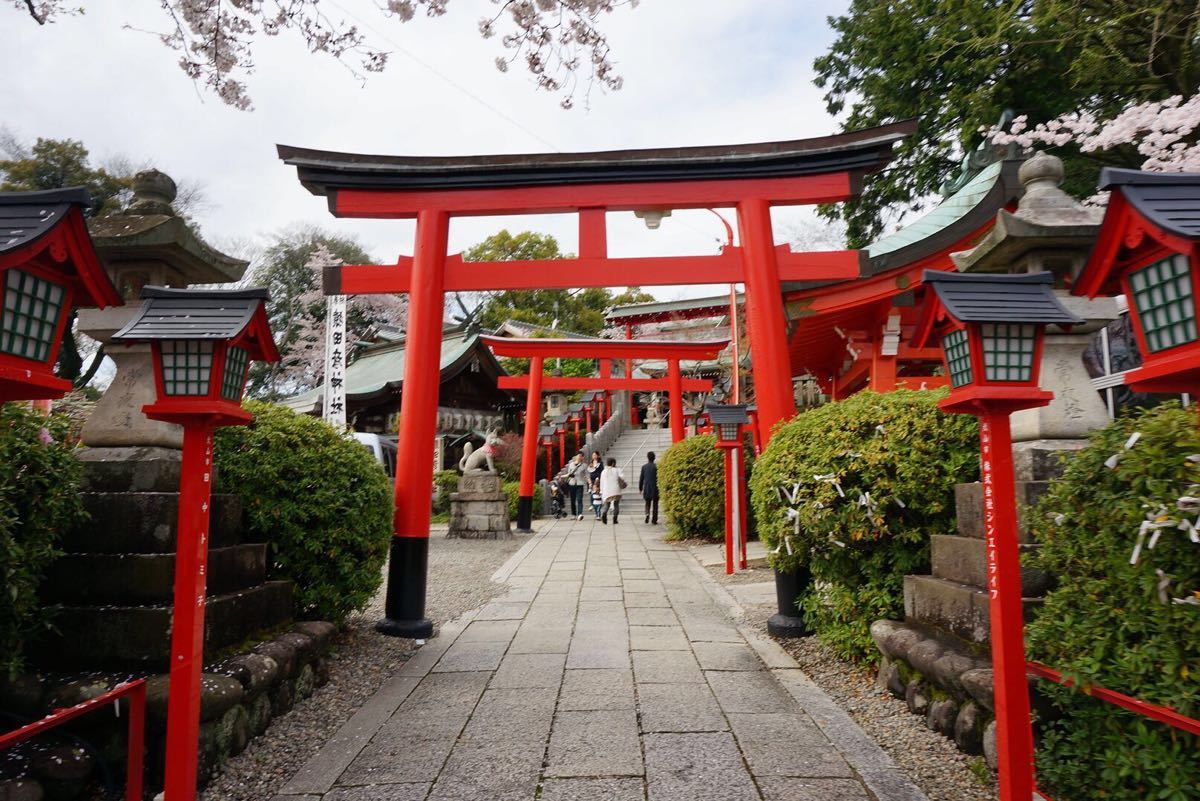 三光稻荷神社