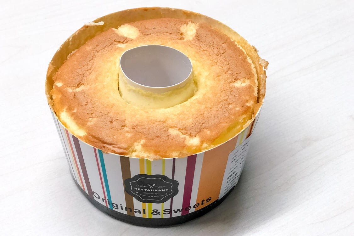 芝士巴姆是店内招牌中必不可少要品尝的透过玻璃还能看到巴姆的制作