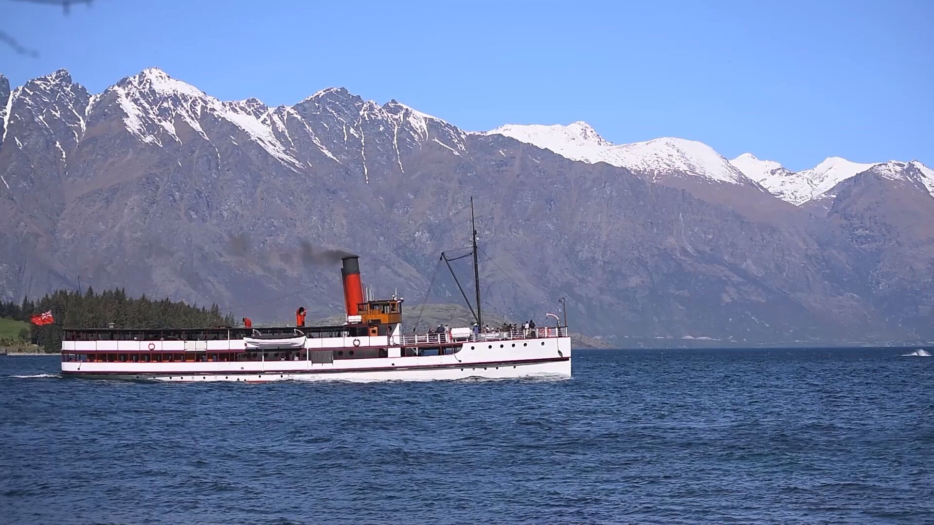 一艘百年历史的蒸汽船