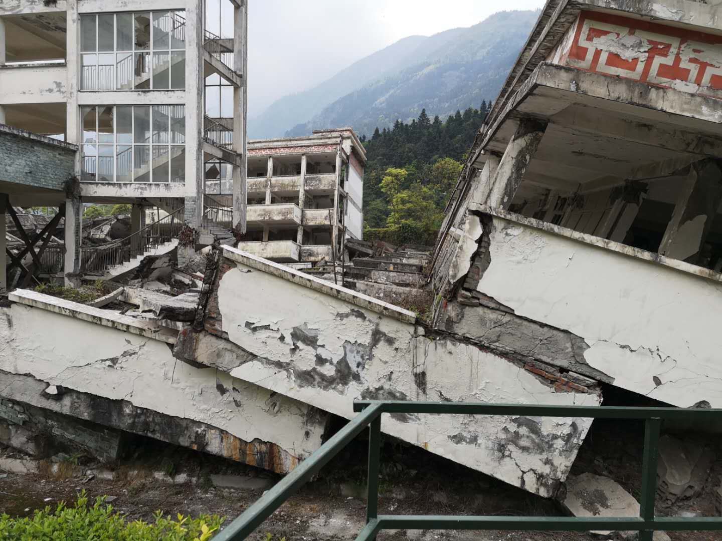 2022映秀地震遗址游玩攻略,汶川地震十年，第一次来到这...【去哪儿攻略】
