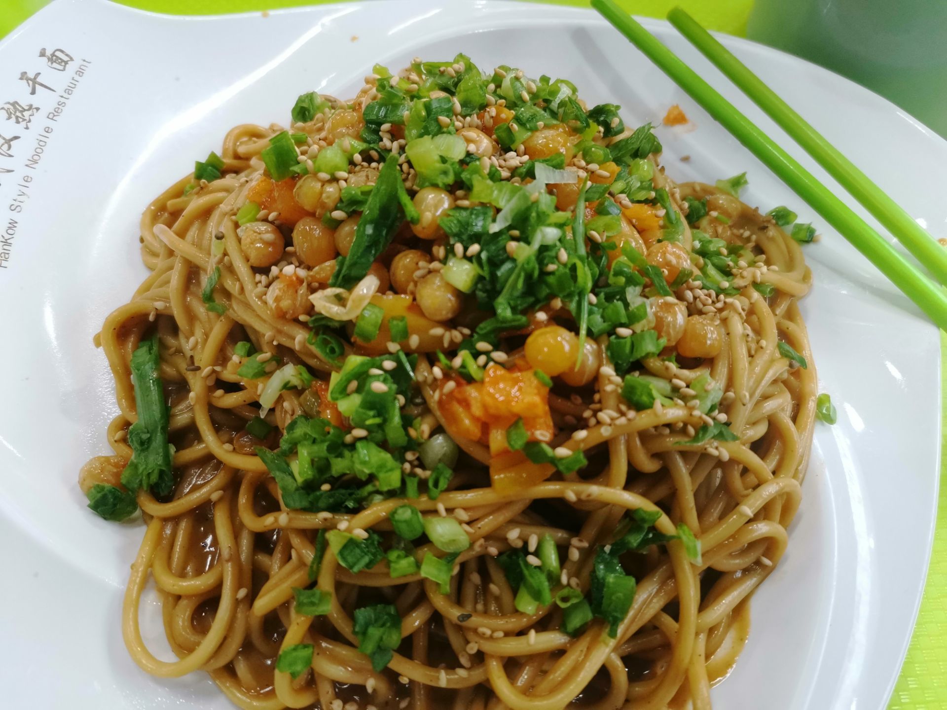 2023蔡记炸酱热干面(昌里路店)美食餐厅,.边了,这里像一个小吃广场.