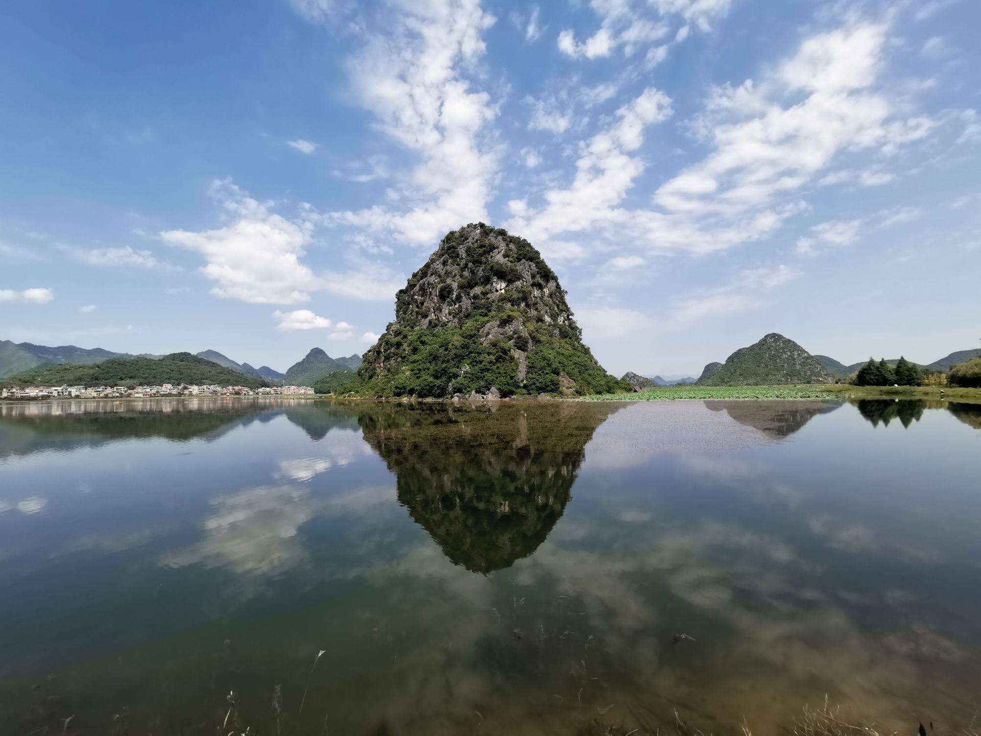 丘北普者黑湿地公园