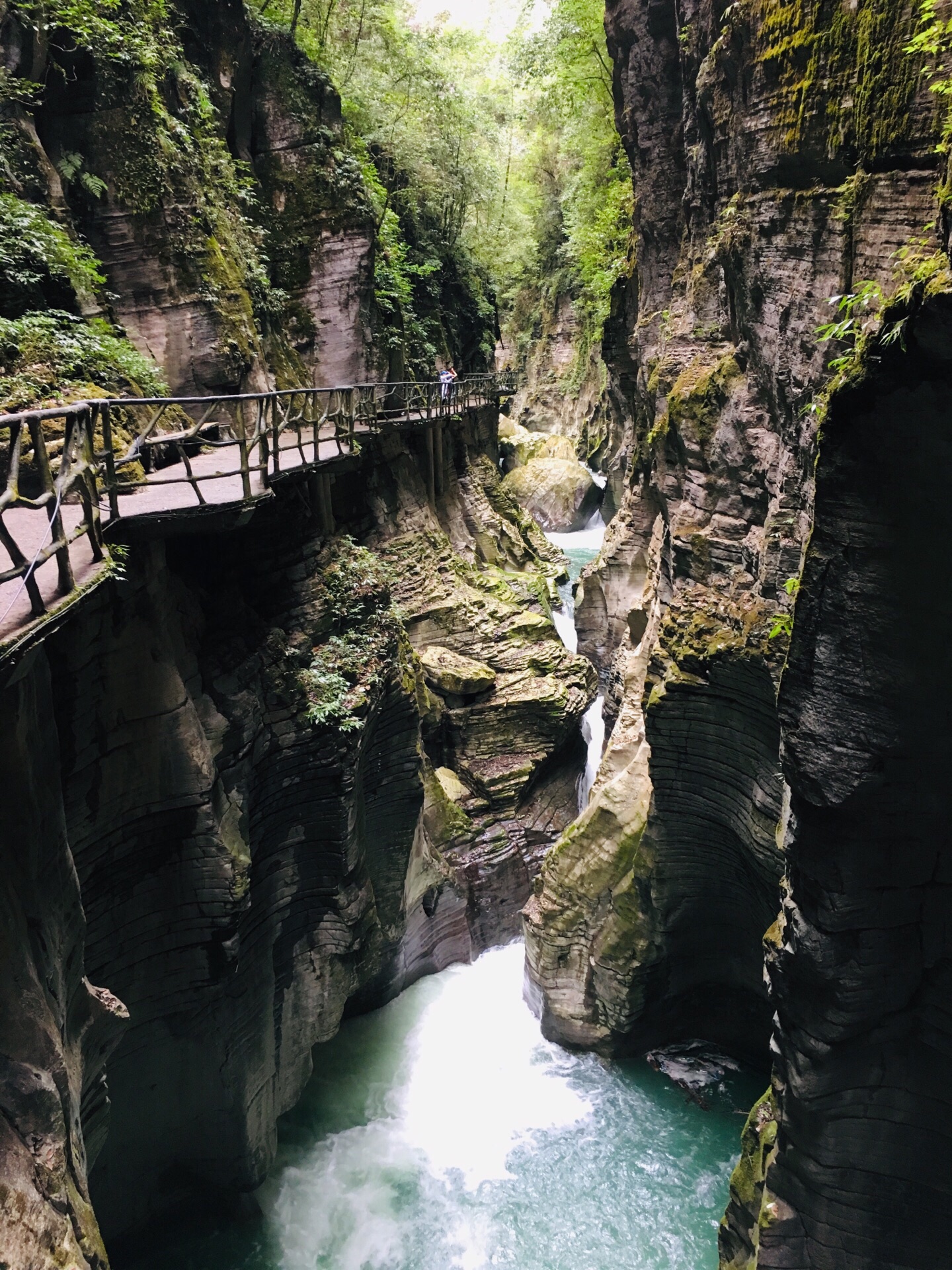 2024恩施地心谷景区游玩攻略,地心谷景色一般,景点里面建.