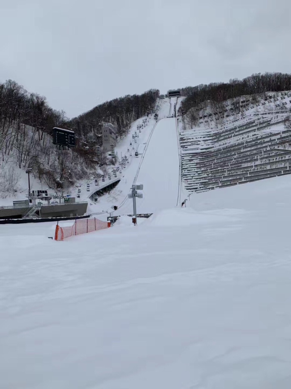 安努普利國際滑雪場