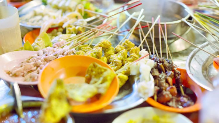 乔治市槟城夜市游玩攻略 槟城夜市 门票多少钱 价格表 团购票价预定优惠 景点地址在哪里 图片介绍 参观预约 旅游游览顺序攻略及注意事项 营业时间 携程攻略