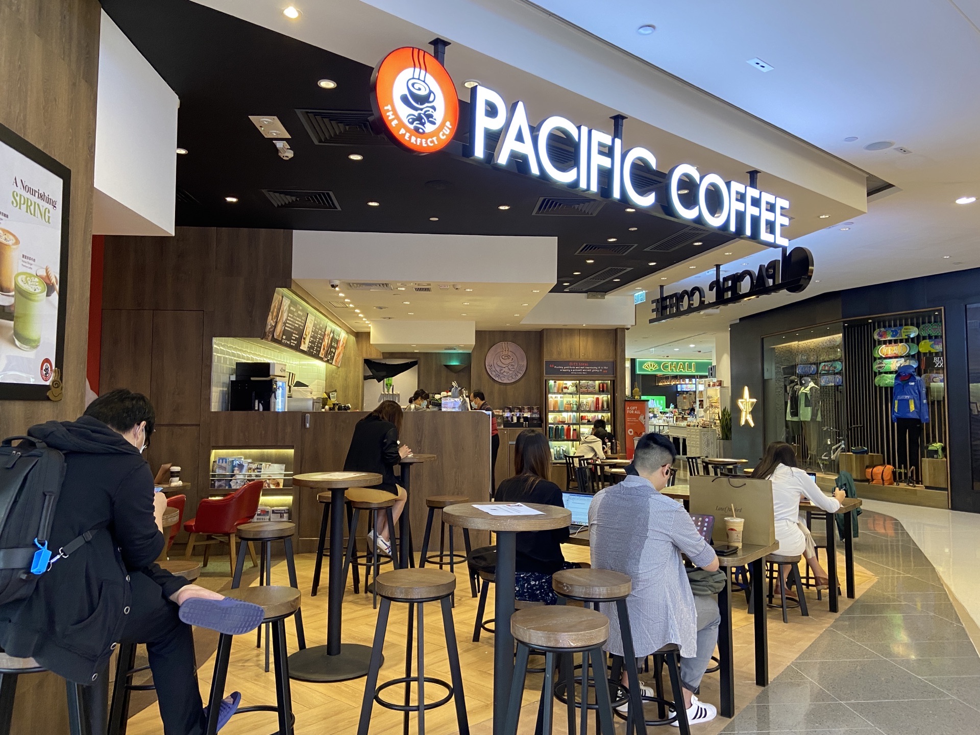 星巴克与太平洋咖啡：商业咖啡界的天梯排位 - 知乎