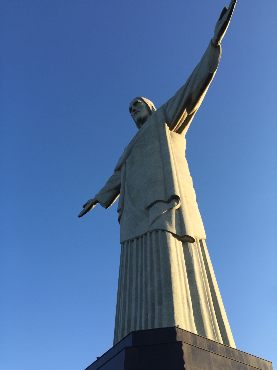 说到巴西的第一印象就是这里:耶稣像