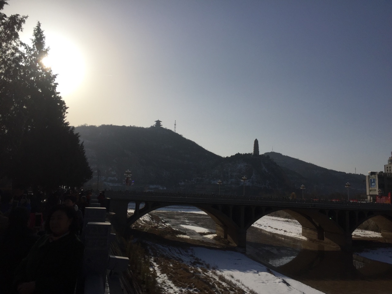 【携程攻略】延安宝塔山景点,宝塔映朝霞,延河水淙淙,中国革命圣地的