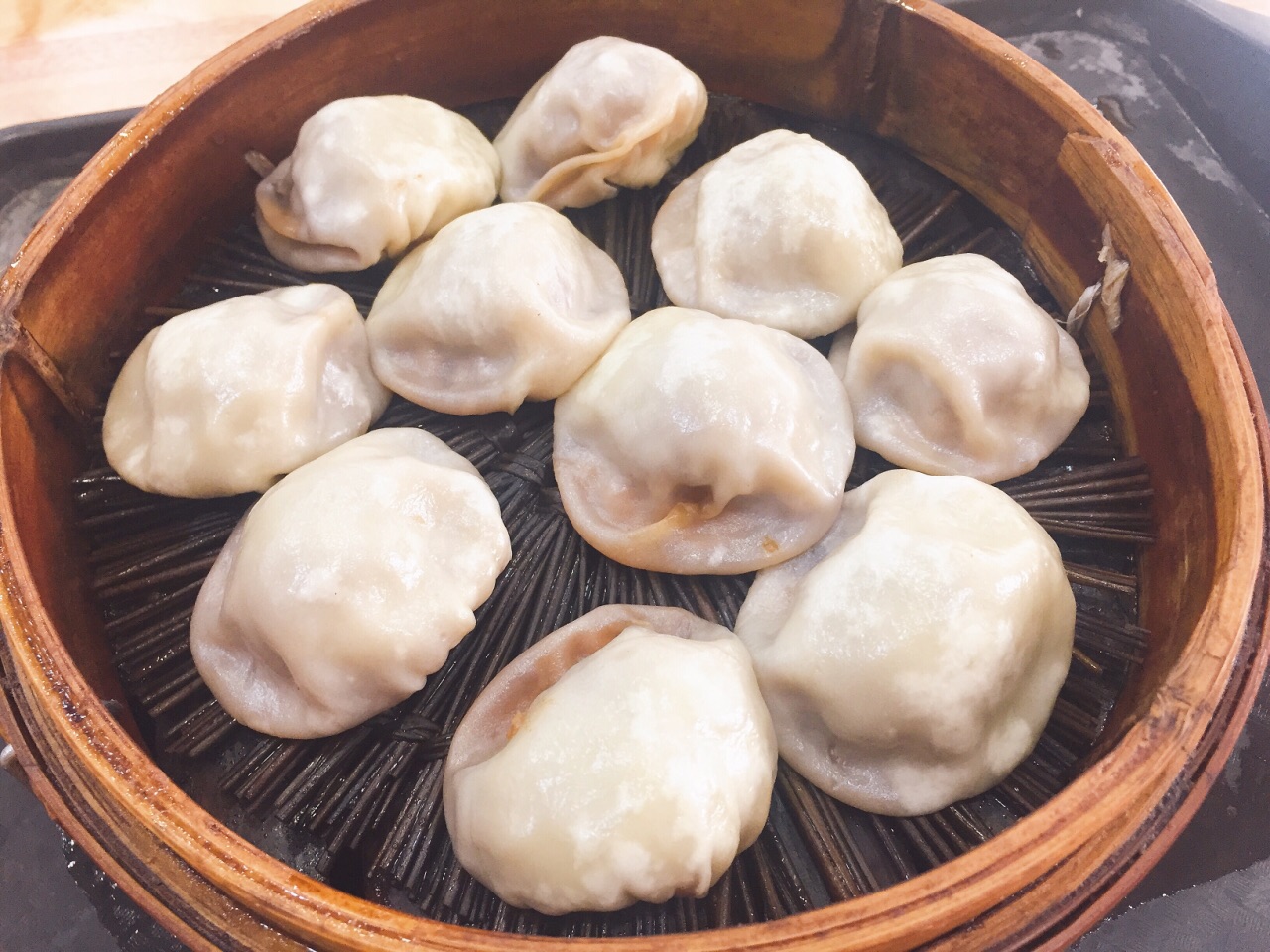 吴盛兴绉纱汤包馆(大公园店)