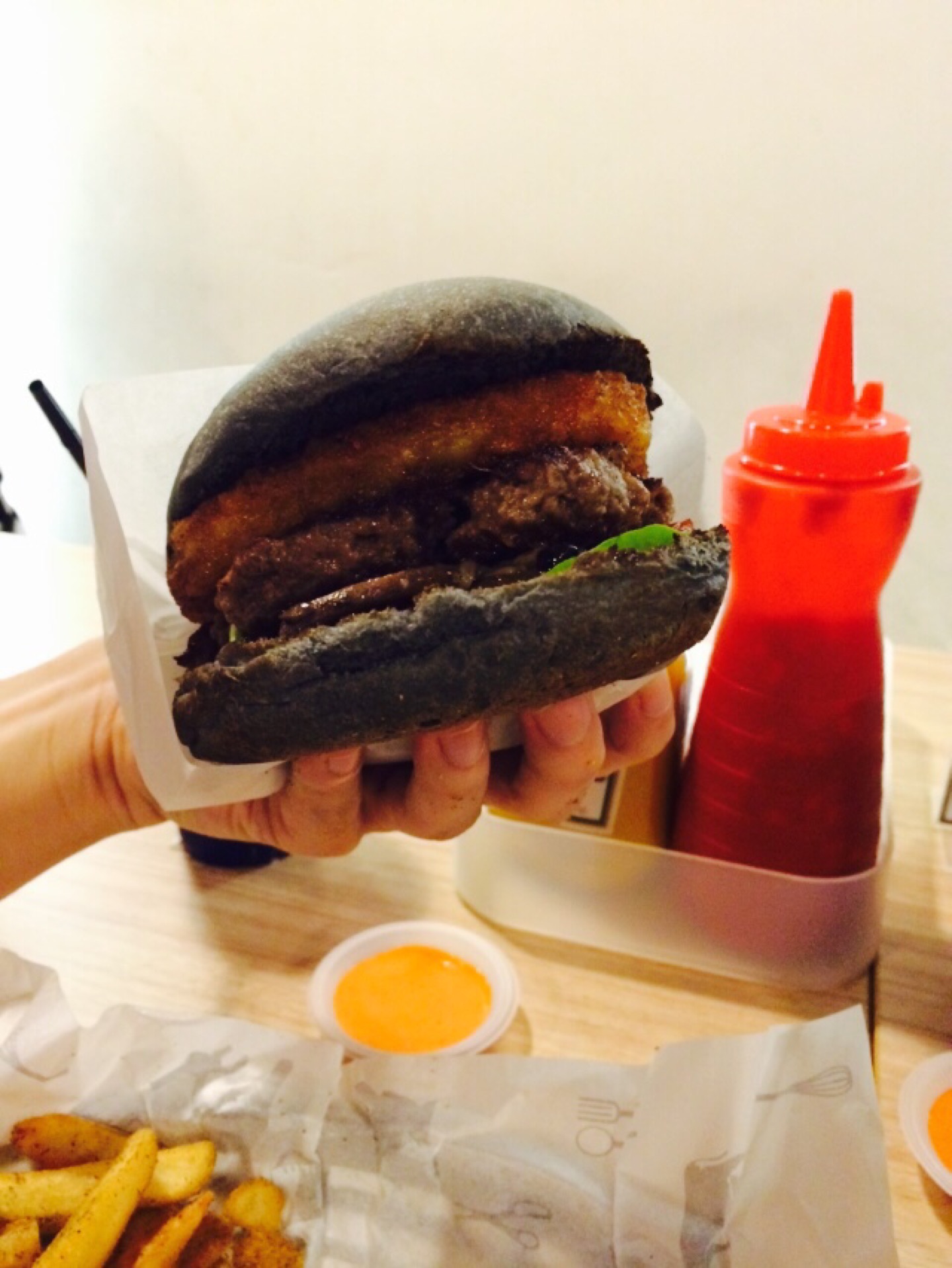 2024My Burger Lab Oug美食餐厅,Must try the say cheese bur...【去哪儿攻略】