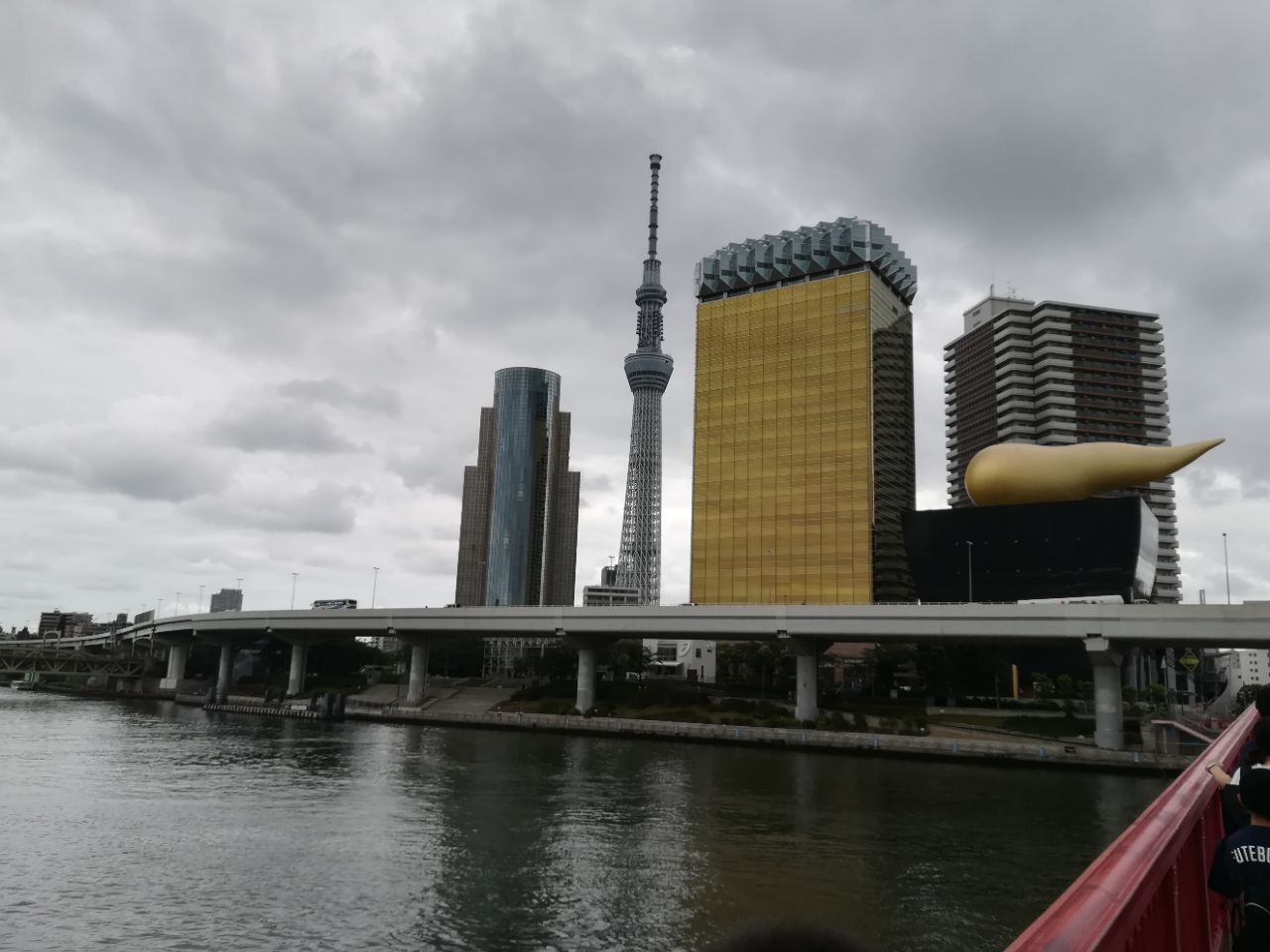 2021sumida river游玩攻略,放松心情不错的地方.岸边绿.