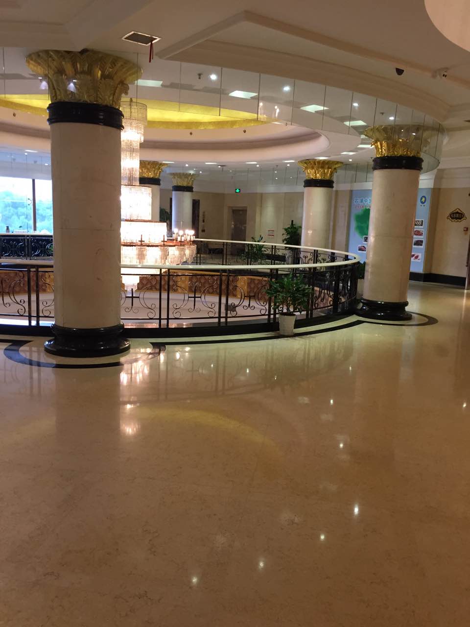 2020石浦大酒店(百丈店)美食餐厅,服务好 ,环境不错,地点比较.