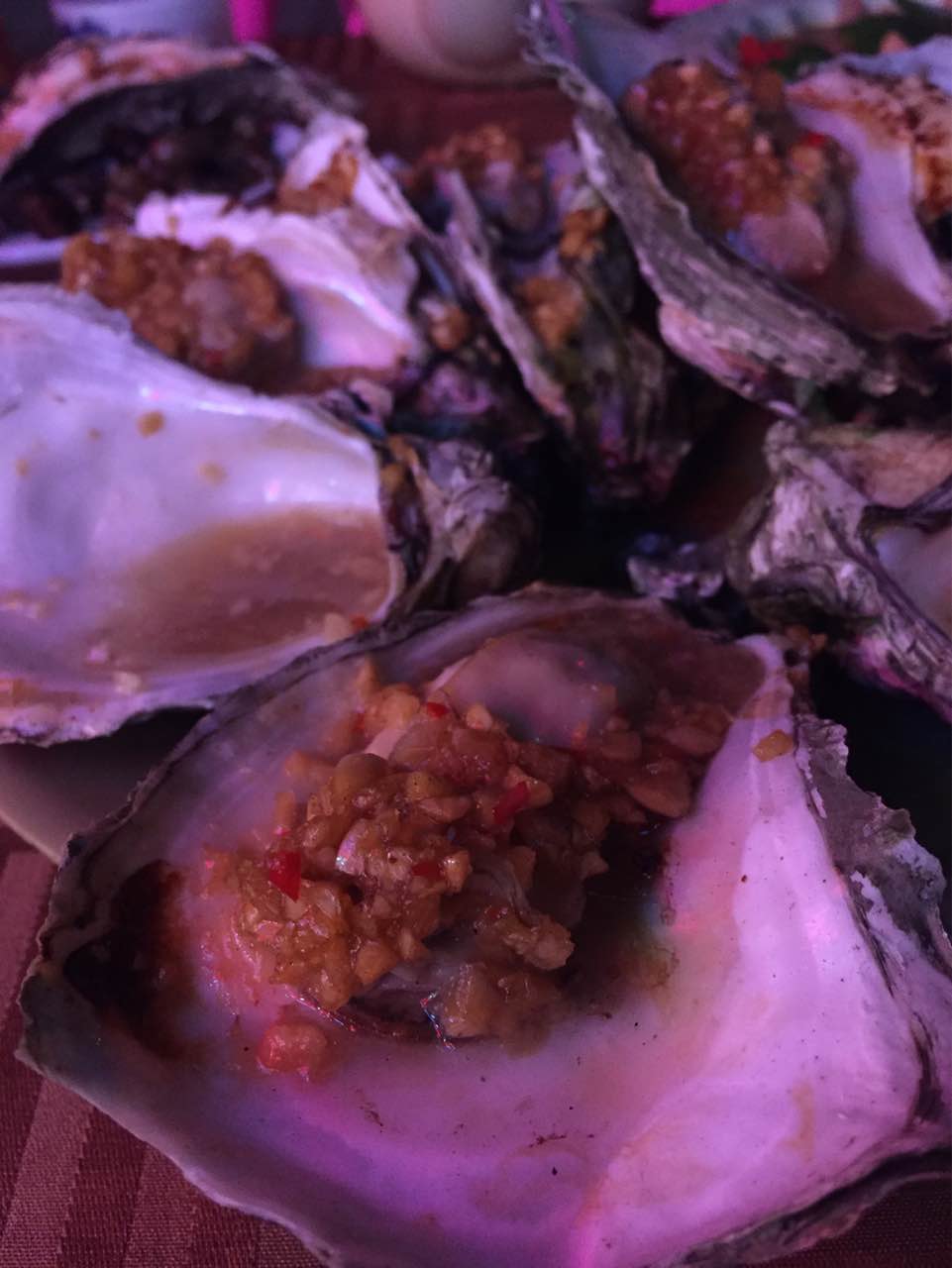 生蚝味道不错,点了一份炒田螺,田螺一点都不新鲜,还有臭的,不建议大家