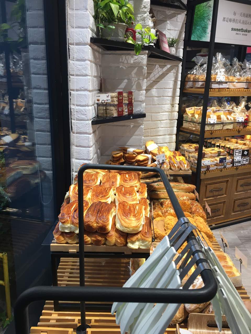 昆山思味贝卡(世茂店)好吃吗,思味贝卡(世茂店)味道怎么样,环境/服务