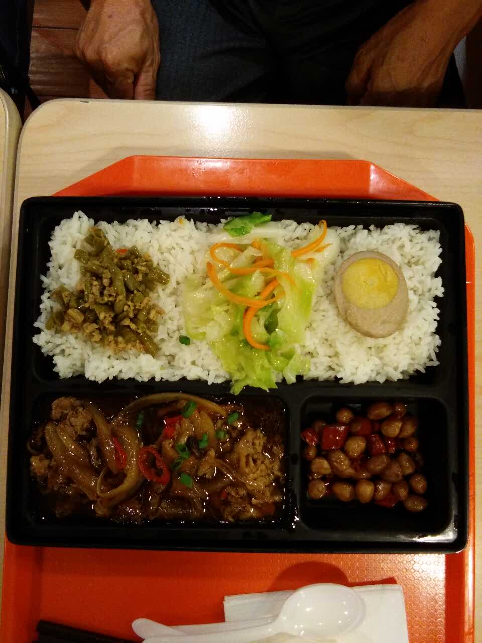 2021魏家凉皮(黄雁村店)美食餐厅,凉皮好吃,好吃又解暑.咖喱.