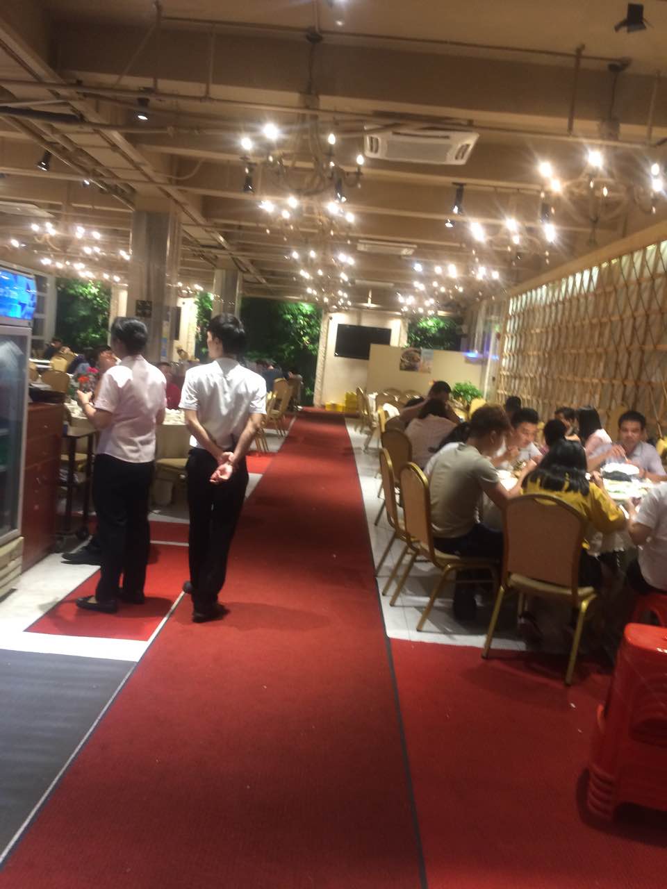 【携程美食林】深圳强记海鲜菜馆(蛇口店)餐馆,第一次到这儿,纯属路过