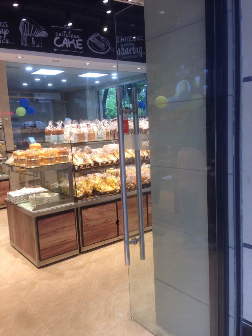 2021广兴西饼(东桥东路店)美食餐厅,面包新鲜出炉,价格优惠,商.