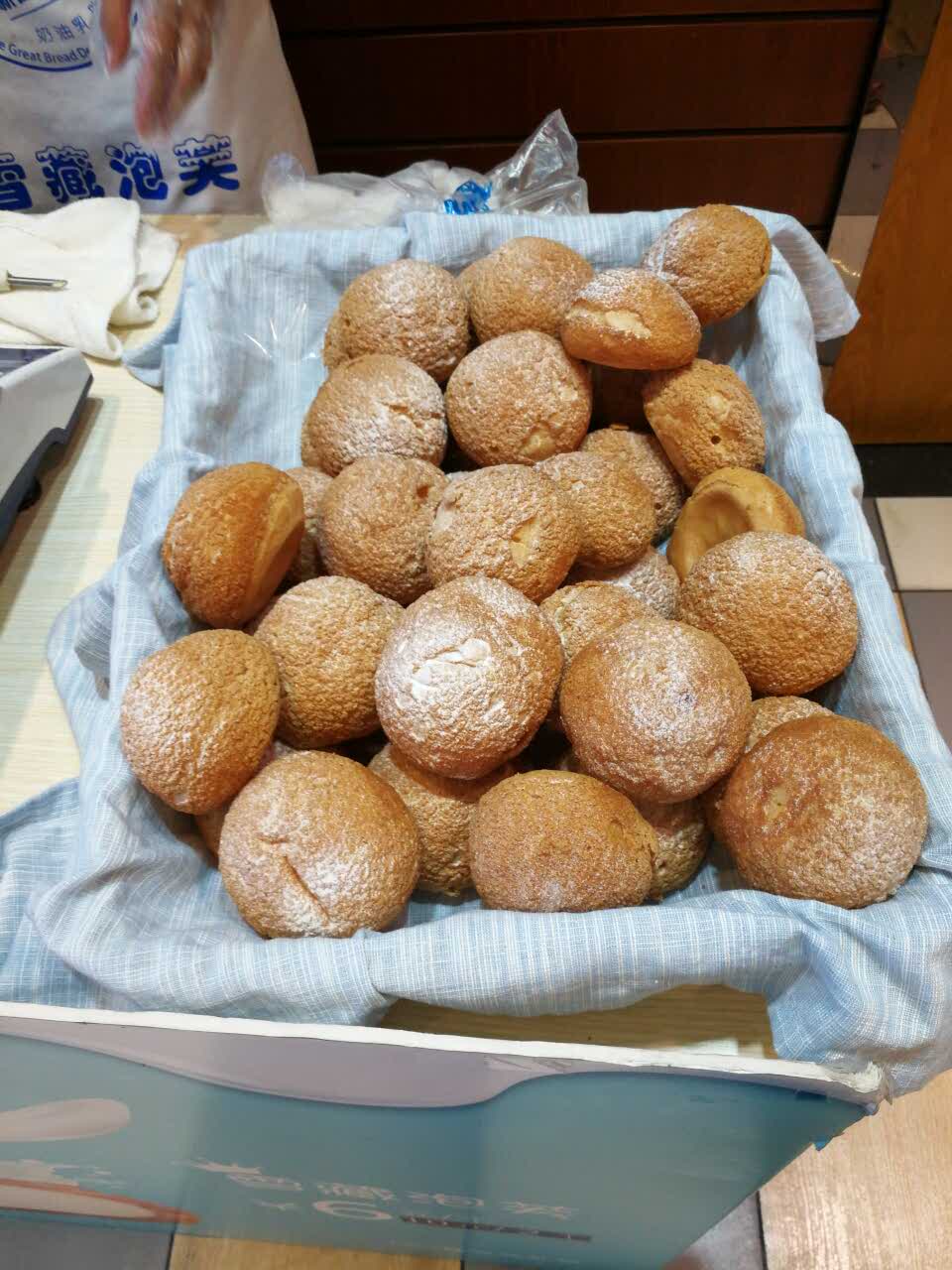 2021面包工坊(翠湖店)美食餐厅,.工坊买糕点,个人觉得他家.